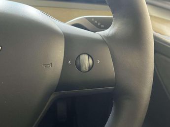 Tesla Model Y SUV 5dr Electric Auto RWD (346 ps)