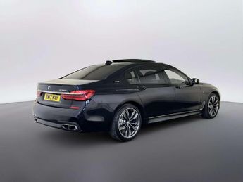 BMW 7 Series 6.6 M760L V12 Saloon 4dr Petrol Auto xDrive Euro 6 (610 ps)