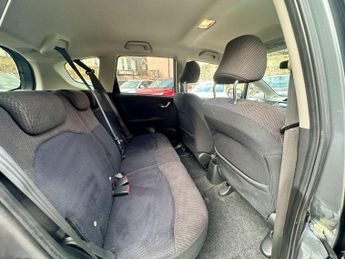 Honda Jazz 1.4 i-VTEC ES Plus CVT Euro 5 5dr