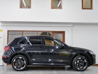 Audi Q5 2.0 TFSI 45 Black Edition SUV 5dr Petrol S Tronic quattro Euro 6
