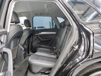 Audi Q5 2.0 TFSI 45 Black Edition SUV 5dr Petrol S Tronic quattro Euro 6