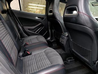 Mercedes-Benz GLA 2.1 GLA200d AMG Line (Premium Plus) 7G-DCT Euro 6 (s/s) 5dr