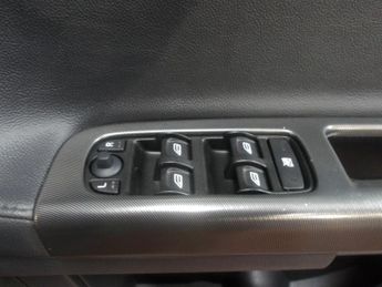 Volvo V50 2.0D R-Design SE Estate 5dr Diesel Manual Euro 4 (136 ps)