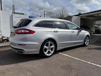 Ford Mondeo 2.0 TDCi Titanium Powershift Euro 6 (s/s) 5dr