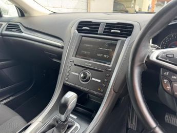 Ford Mondeo 2.0 TDCi Titanium Powershift Euro 6 (s/s) 5dr