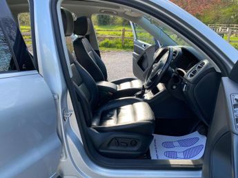 Volkswagen Tiguan 2.0 TDI BlueMotion Tech Match DSG 4WD Euro 5 (s/s) 5dr