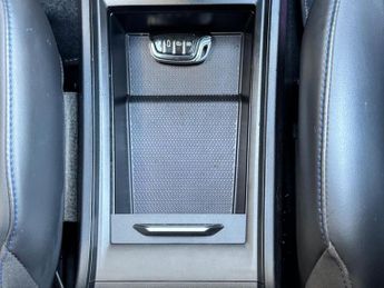 MG MG4 64kWh Trophy Long Range Auto 5dr