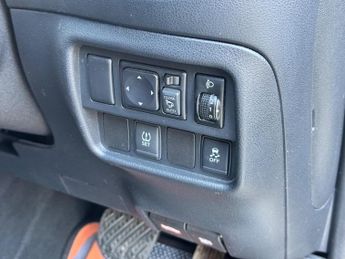 Nissan Juke 1.6 N-Connecta XTRON Euro 6 5dr