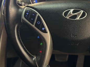 Hyundai i30 1.6 CRDi Active Auto Euro 5 5dr
