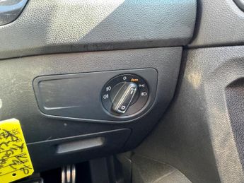 Volkswagen Tiguan 2.0 TDI R-Line DSG Euro 6 (s/s) 5dr