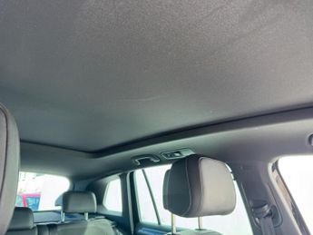 Volkswagen Tiguan 2.0 TDI R-Line DSG Euro 6 (s/s) 5dr