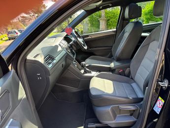 Volkswagen Tiguan 2.0 TDI R-Line DSG Euro 6 (s/s) 5dr