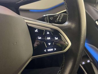 Volkswagen ID.3 Pro Performance 58kWh Family Hatchback 5dr Electric Auto (204 ps