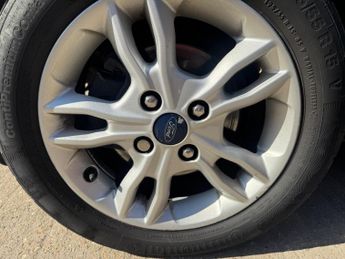 Ford Fiesta 1.0T EcoBoost Zetec Powershift Euro 6 5dr