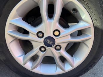 Ford Fiesta 1.0T EcoBoost Zetec Powershift Euro 6 5dr
