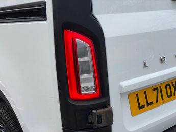 LEVC VN5 31kWh City Auto Euro 6 5dr (Range Extender)