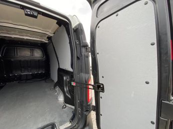 LEVC VN5 31kWh City Auto Euro 6 5dr (Range Extender)