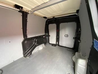 LEVC VN5 31kWh City Auto Euro 6 5dr (Range Extender)