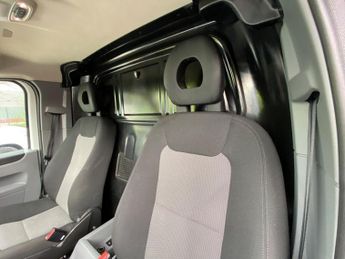 LEVC VN5 31kWh City Auto Euro 6 5dr (Range Extender)