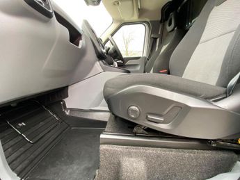 LEVC VN5 31kWh City Auto Euro 6 5dr (Range Extender)