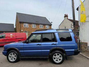 Land Rover Discovery 4.0i V8 ES Station Wagon 5dr (7 Seats)