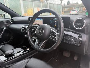 Mercedes-Benz A Class 1.3 A200 Sport (Executive) 7G-DCT Euro 6 (s/s) 5dr