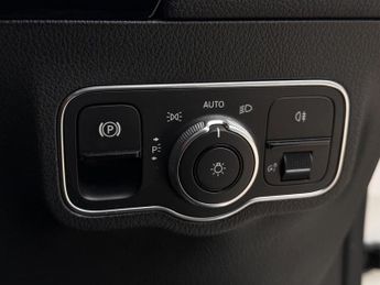 Mercedes-Benz B Class 1.3 B180 Sport (Executive) 7G-DCT Euro 6 (s/s) 5dr