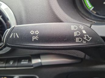 Audi A3 1.4 TFSI e-tron Sportback e-S Tronic Euro 6 5dr 8.8kWh