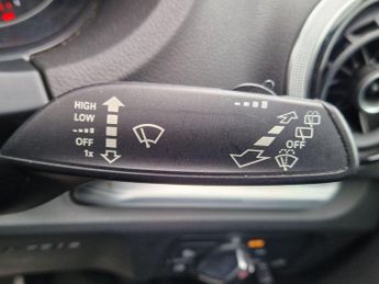 Audi A3 1.4 TFSI e-tron Sportback e-S Tronic Euro 6 5dr 8.8kWh