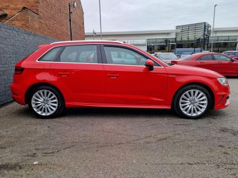 Audi A3 1.4 TFSI e-tron Sportback e-S Tronic Euro 6 5dr 8.8kWh