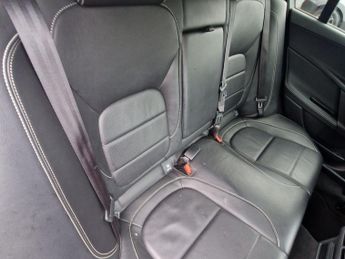 Jaguar XE 2.0d R-Sport Auto Euro 6 (s/s) 4dr