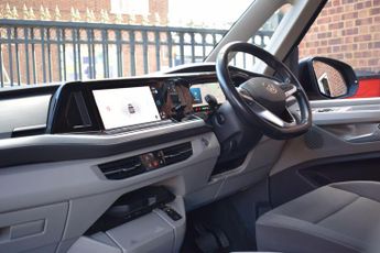 Volkswagen Multivan 1.4 TSI 13kWh Life DSG Euro 6 (s/s) 5dr