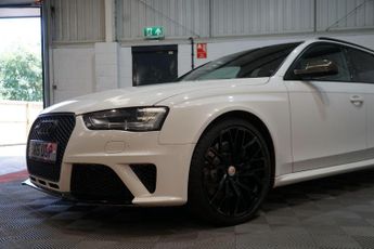 Audi RS4 Avant 4.2 FSI V8 S Tronic quattro Euro 5 5dr