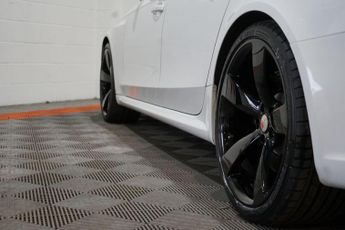 Audi RS4 Avant 4.2 FSI V8 S Tronic quattro Euro 5 5dr