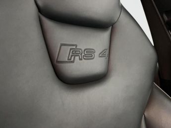 Audi RS4 Avant 4.2 FSI V8 S Tronic quattro Euro 5 5dr