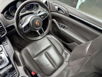 Porsche Cayenne 3.0 V6 E-Hybrid S TiptronicS 4WD Euro 6 (s/s) 5dr