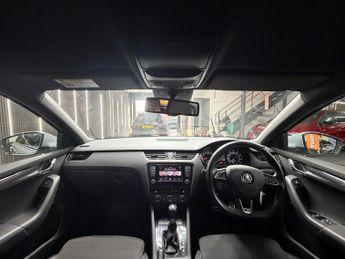 Skoda Octavia 2.0 TDI vRS DSG Euro 6 (s/s) 5dr (SNav)
