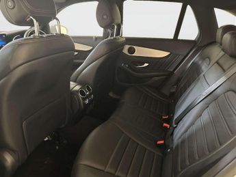 Mercedes-Benz GLC 2.0 GLC220d AMG Line SUV 5dr Diesel G-Tronic+ 4MATIC Euro 6 (s/s