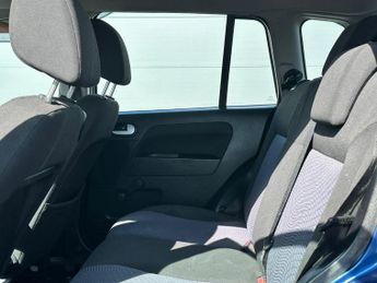 Ford Fusion 1.6 Zetec Climate 5dr