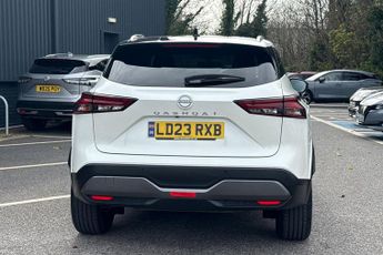 Nissan Qashqai 1.3 DiG-T 158 BHP N-Connecta 5dr Xtronic