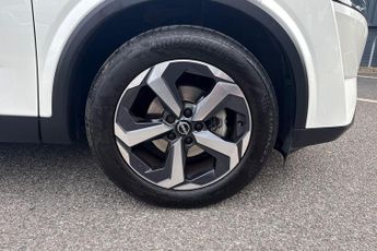 Nissan Qashqai 1.3 DiG-T 158 BHP N-Connecta 5dr Xtronic