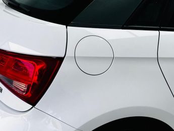 Audi A1 1.4 TFSI Sport Sportback S Tronic Euro 5 (s/s) 5dr