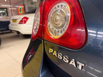 Volkswagen Passat 2.0 TDI Sport Euro 4 4dr