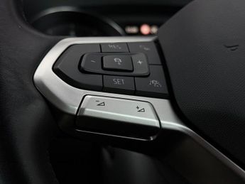 Volkswagen Passat 1.5 TSI EVO SEL DSG Euro 6 (s/s) 5dr