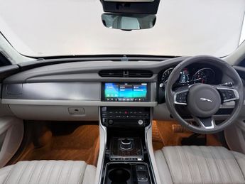 Jaguar XF 2.0i Portfolio Sportbrake Auto Euro 6 (s/s) 5dr