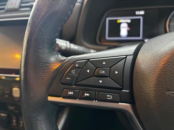 Nissan Leaf 40kWh Tekna Auto 5dr