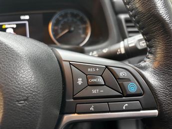 Nissan Leaf 40kWh Tekna Auto 5dr