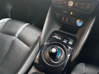 Nissan Leaf 40kWh Tekna Auto 5dr