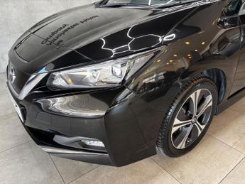 Nissan Leaf 40kWh Tekna Auto 5dr