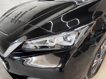 Nissan Leaf 40kWh Tekna Auto 5dr